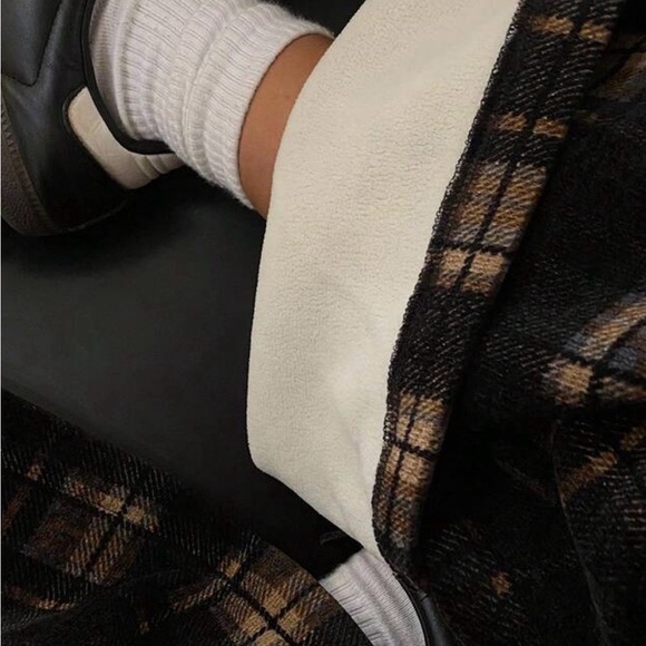 Women's Wide Leg Pants in Black and Brown Plaid - Picture 3 of 6